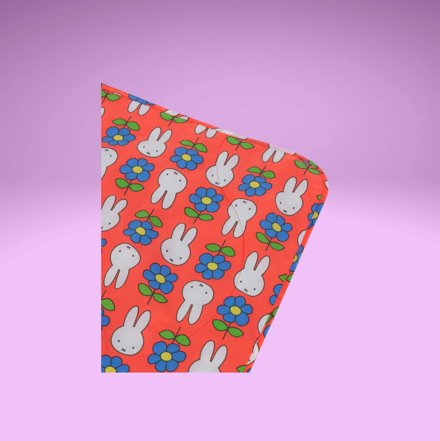 Miffy Picnic Blanket 25'