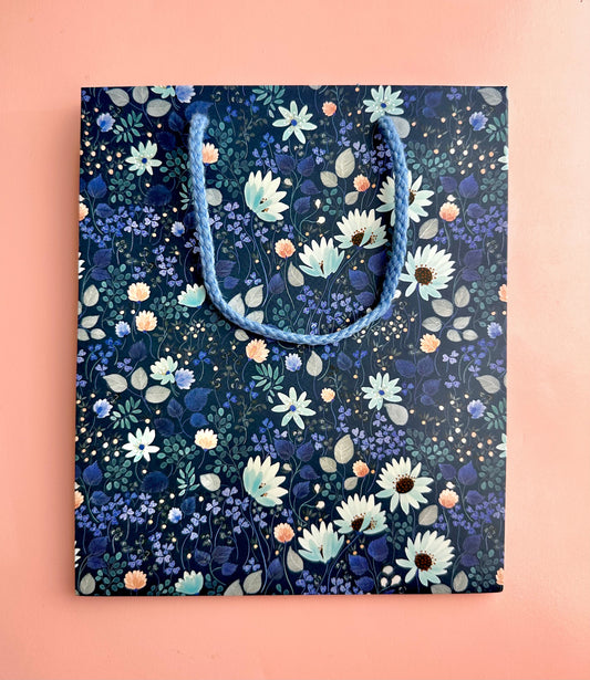 Northern Currants Gift Bag (Medium)