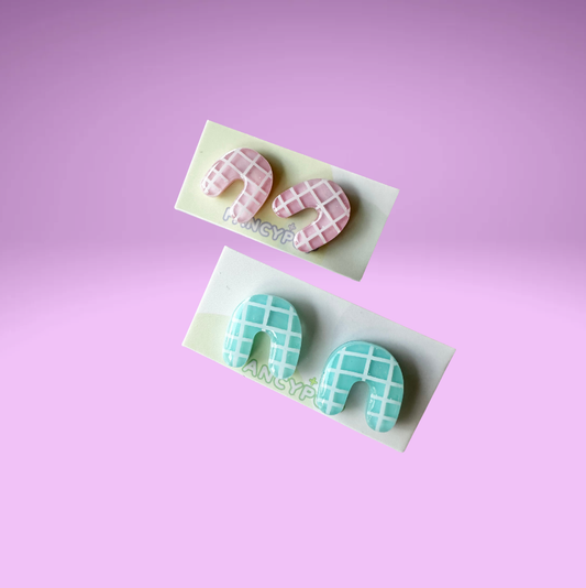 Grid Arch Earrings (2 colors)