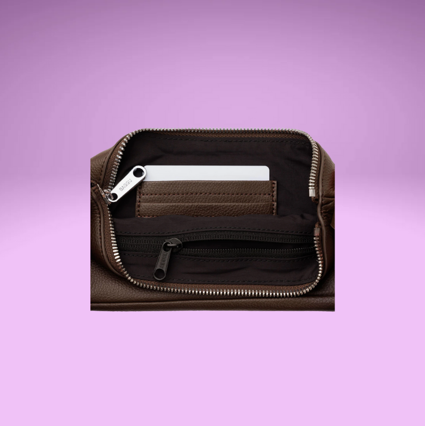 Recycled Leather Pochette